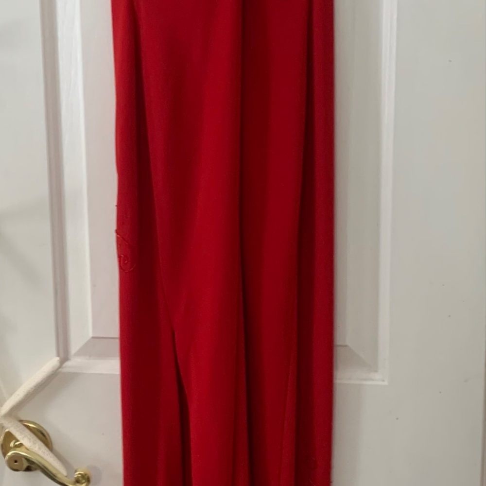 Red sequence pattern long evening dress - Picture 8 of 8